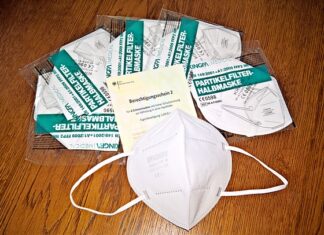 Ile się daje za zaświadczenie dla chrzestnych?